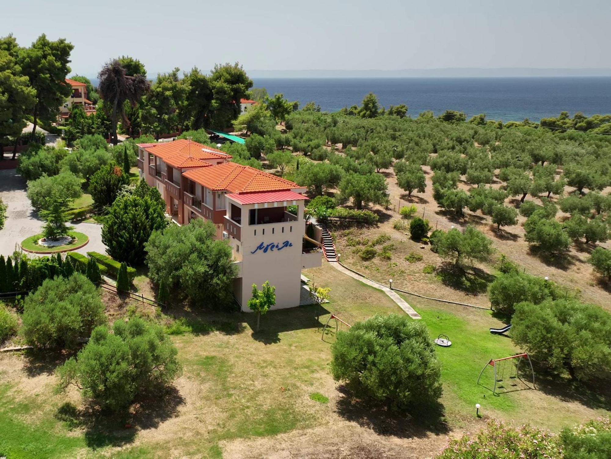 Agrili Apartments & Rooms Elia Nikitis Exterior foto