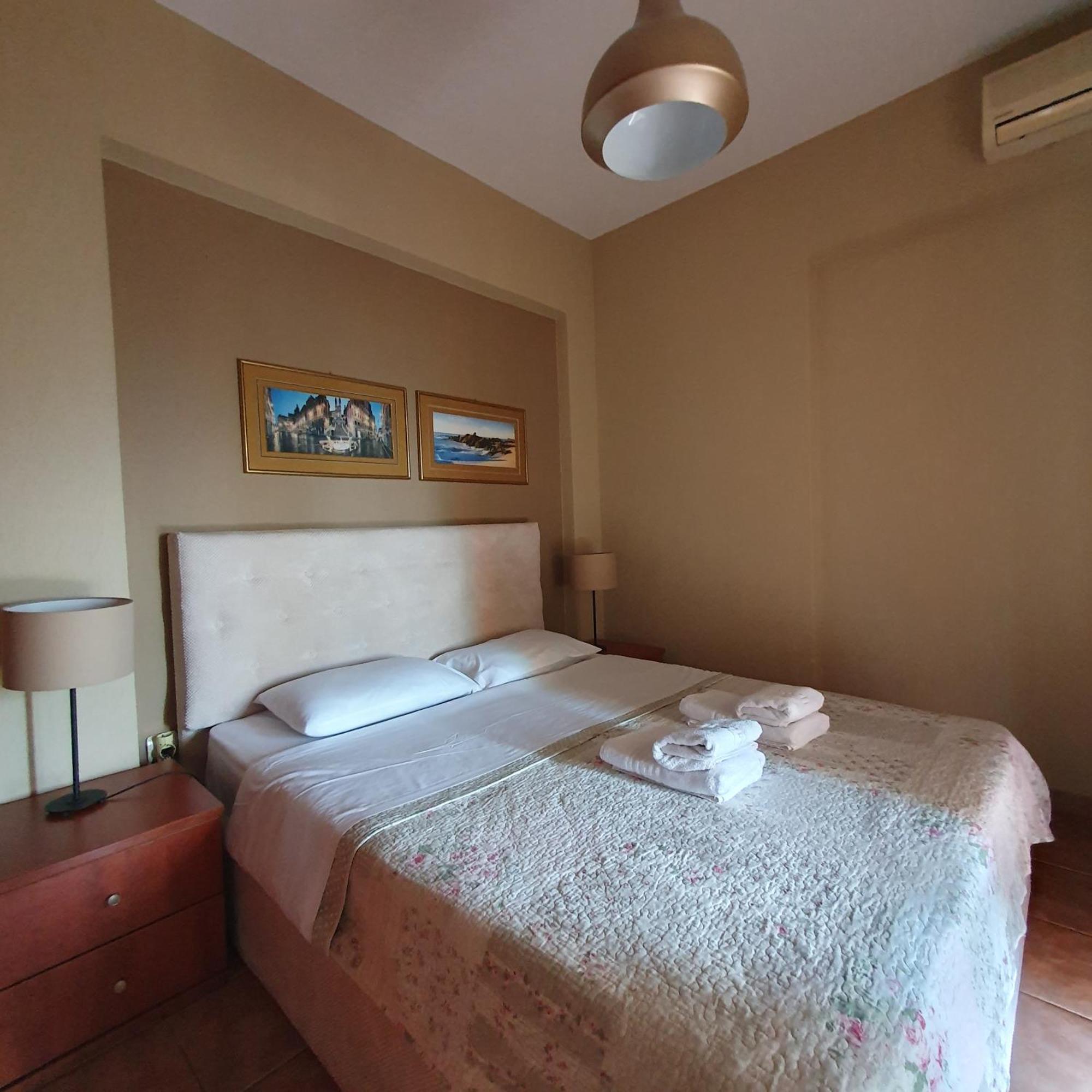 Agrili Apartments & Rooms Elia Nikitis Habitación foto