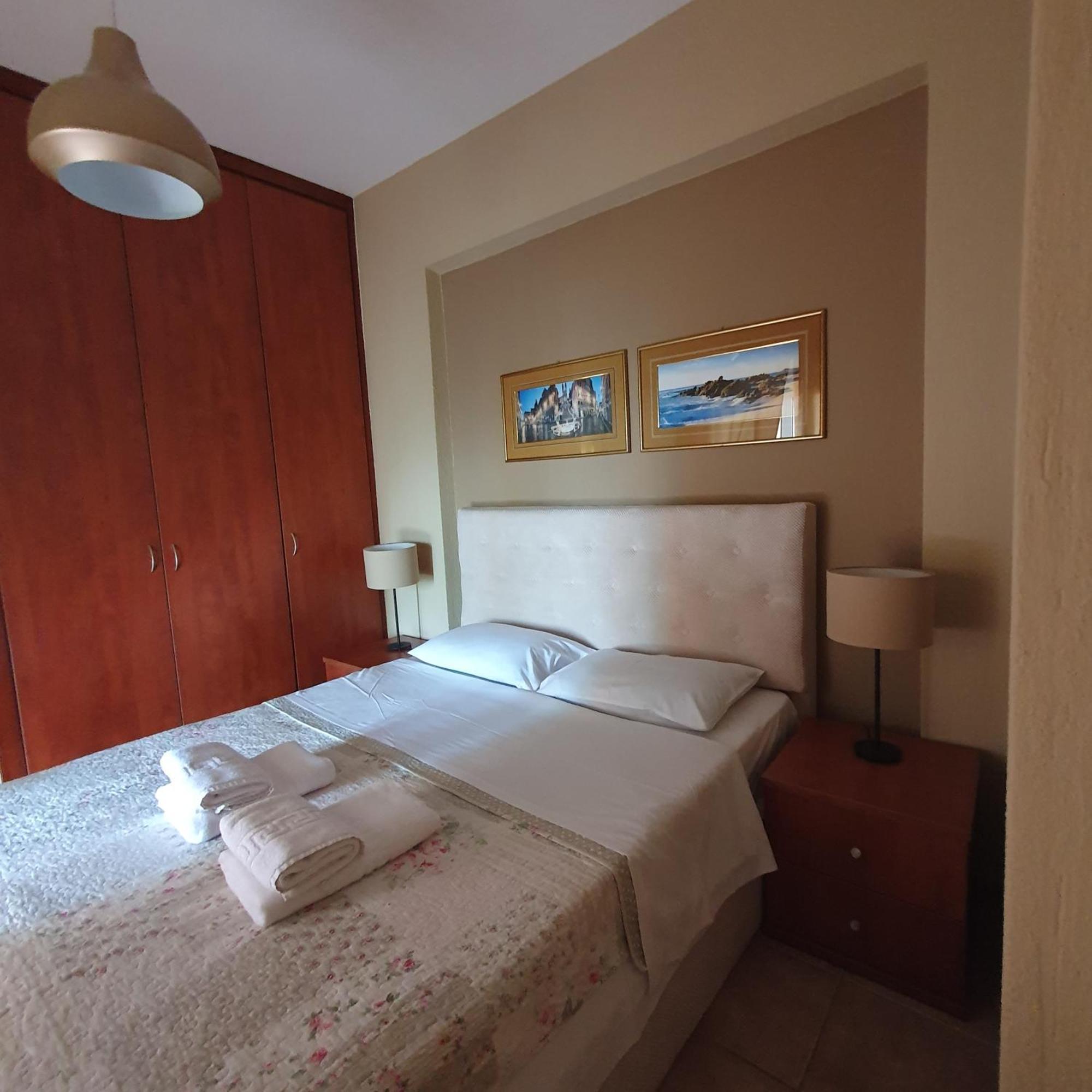 Agrili Apartments & Rooms Elia Nikitis Habitación foto